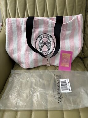 Victoria's Secret Pink & White Striped Tote Bag & Future Summer Bonus Card NWT
